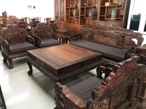 西安老紅木家具回收，老紅木寫字臺，老紅木太師椅，老紅木多寶閣，老紅木沙發(fā)回收，紅木八仙桌回收